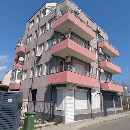 Apartment Sunny And Spacious - Quiet Area In By Flat Mаnager Nesebar